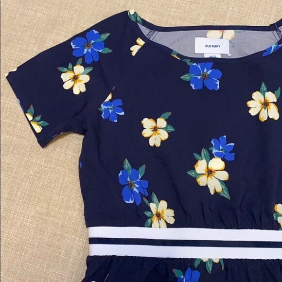 NWT New OLD NAVY Navy Blue Floral Summer Dress Fit & Flare S (6-7) - Picture 2 of 6